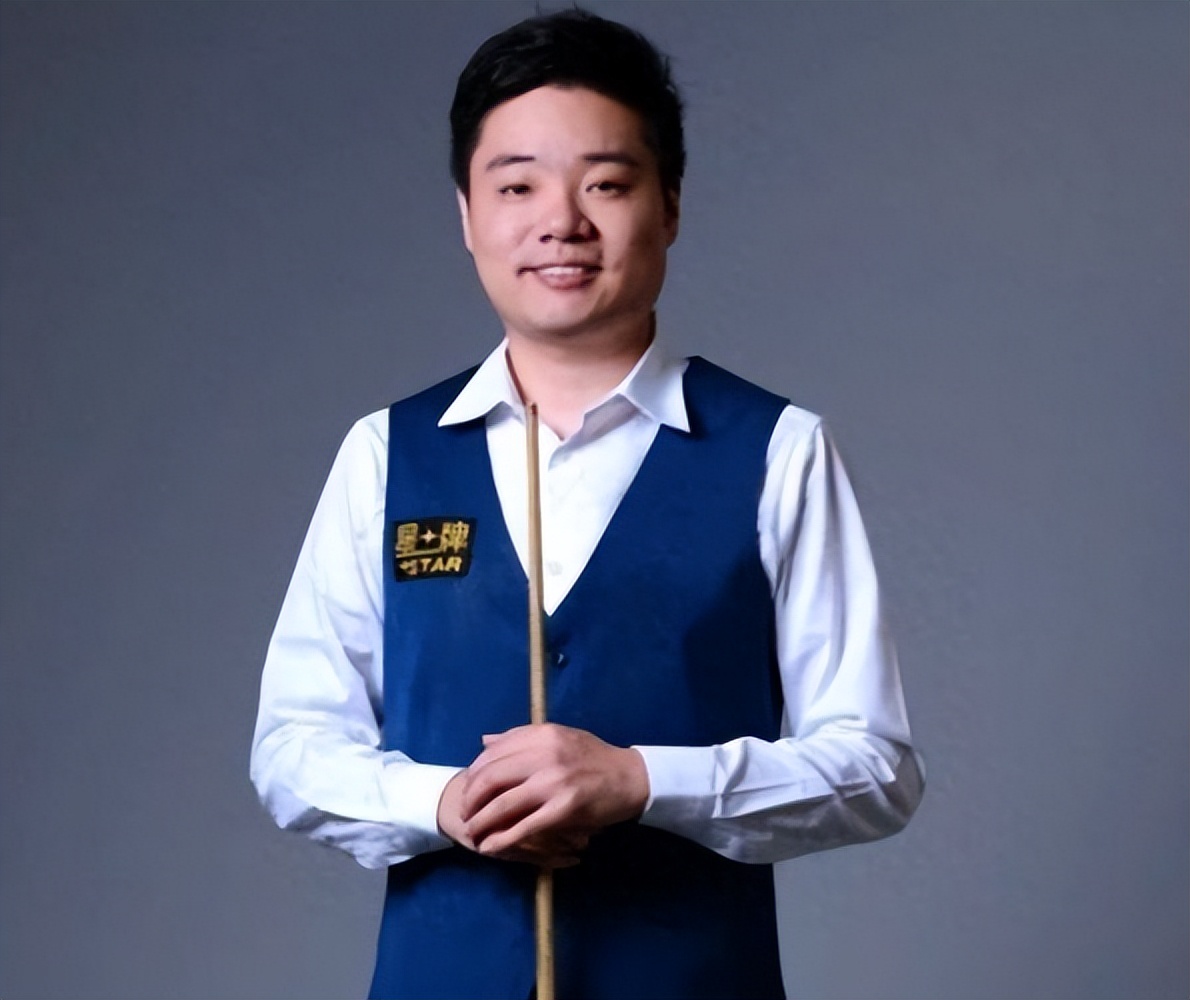 他一开局就 他一开局就