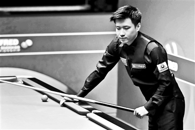 个参与者更 个参与者更