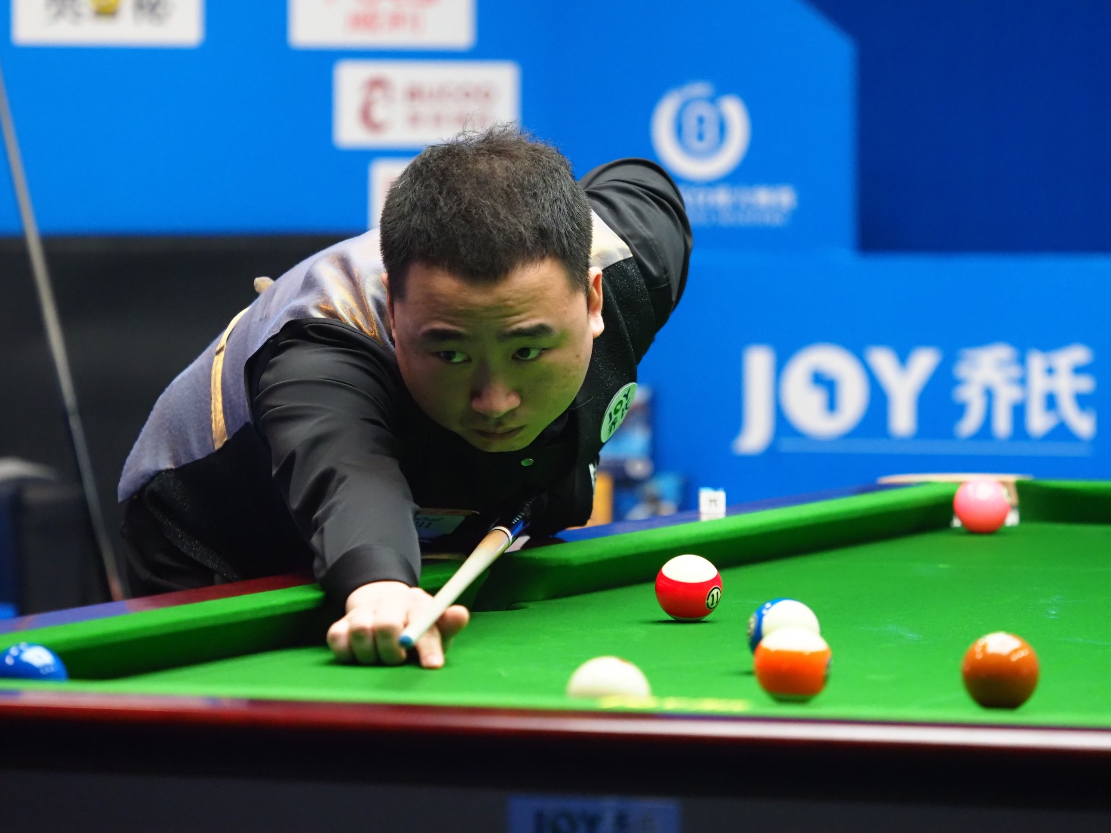 S的一场比 S的一场比