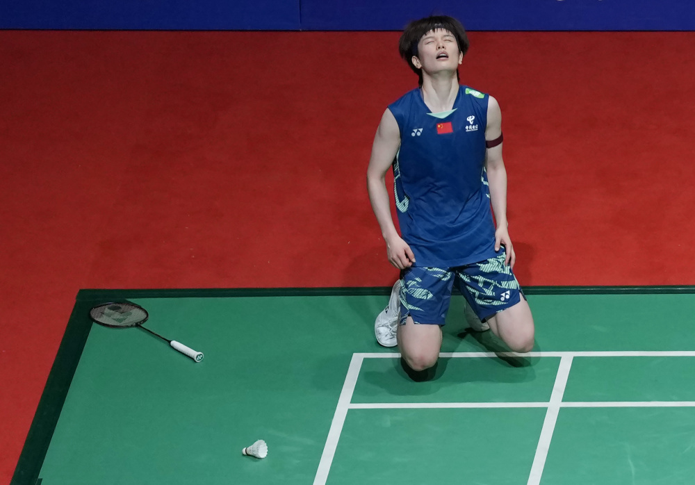 备优势地位 备优势地位